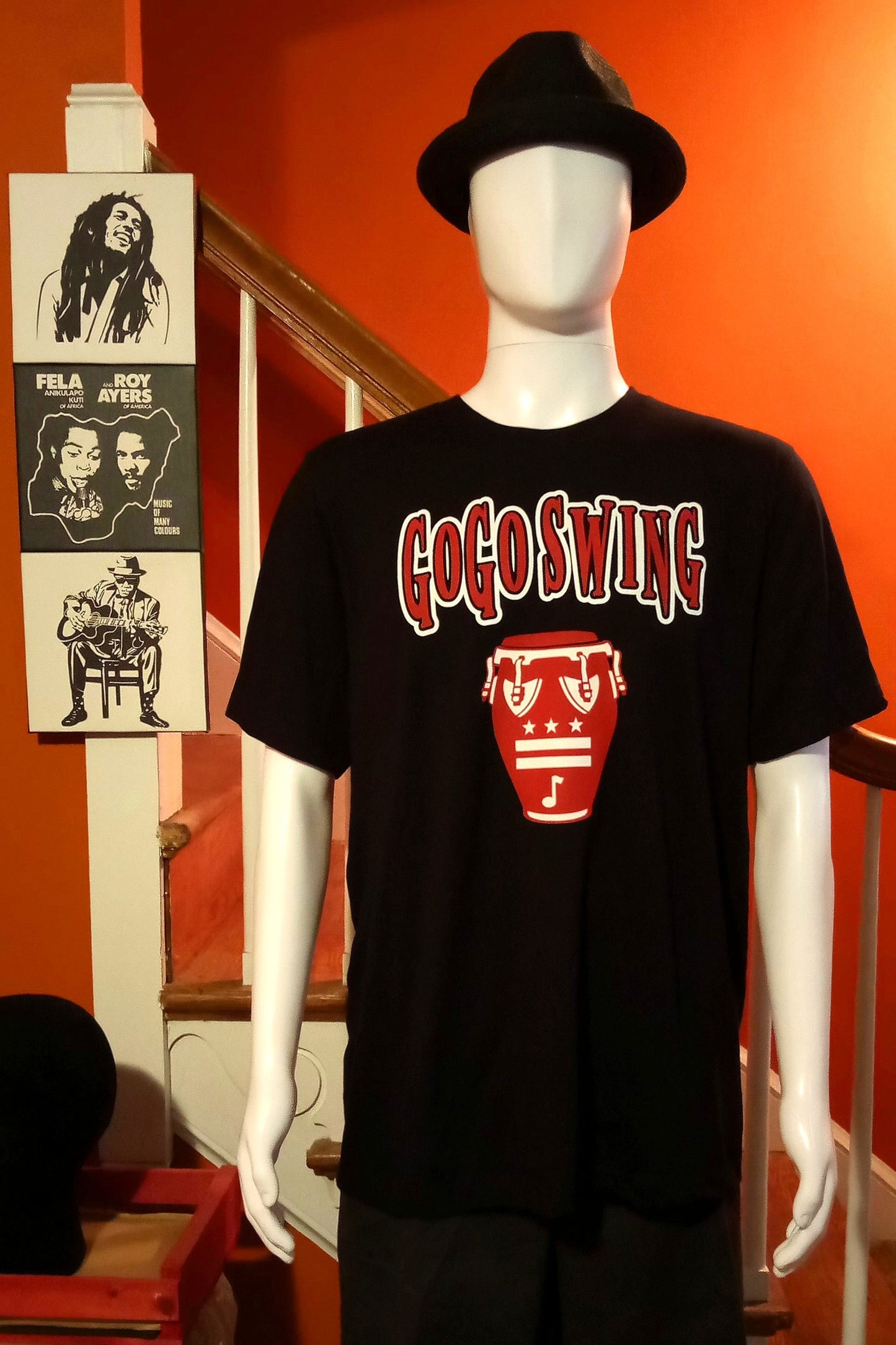 GoGo Swing Tee (Black)